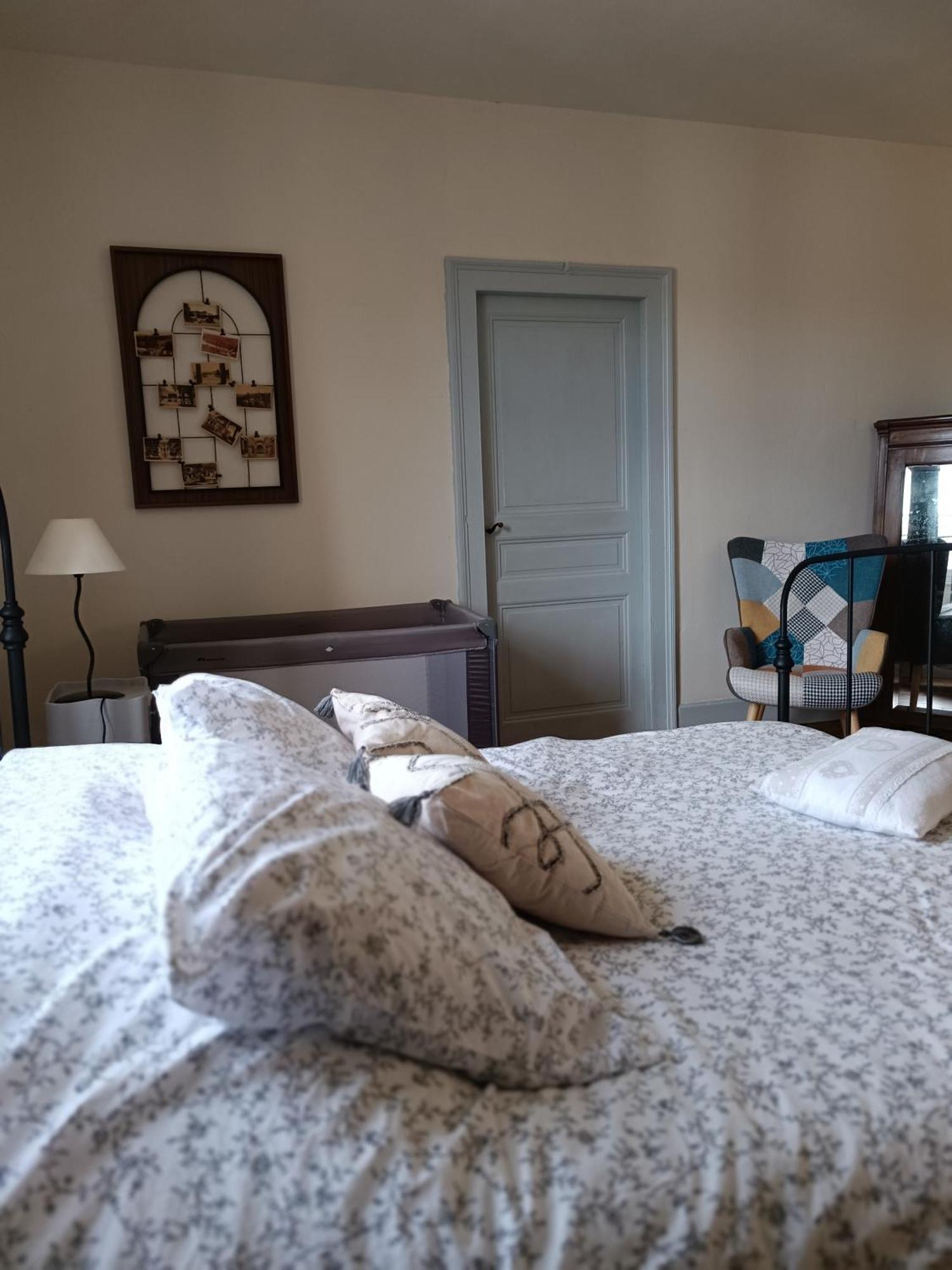 Montgaillard-de-Salies Baladous Bed & Breakfast 部屋 写真